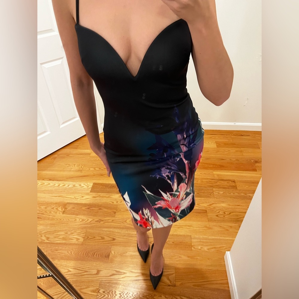 Bebe Black Floral Bodycon Dress | Deep V Neck Scuba Midi | Fitted - Picture 7 of 10